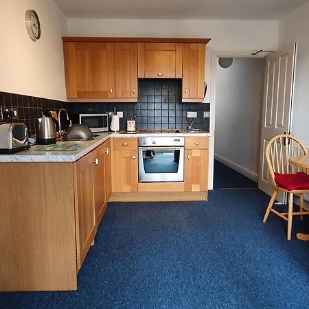 Stylish, Comfortable Apartment With Balcony Plymouth Exterior foto