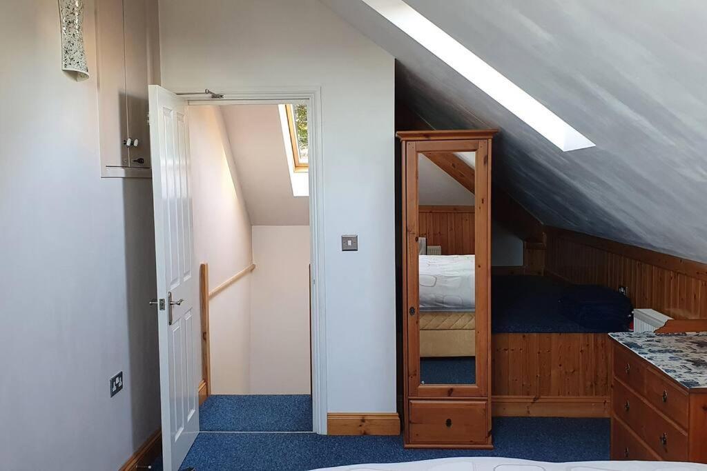 Stylish, Comfortable Apartment With Balcony Plymouth Exterior foto